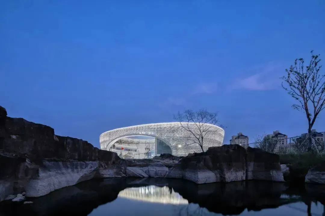 亚克力天窗，让建筑向上生长 (8)